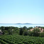 Bacchus - Borbarlang, Badacsony