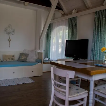 Bacchus - Borbarlang, Badacsony Apartmán Badacsonytomaj
