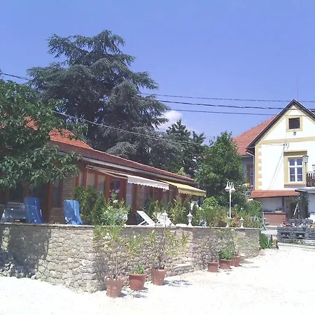Bacchus - Borbarlang, Badacsony Apartmán Badacsonytomaj