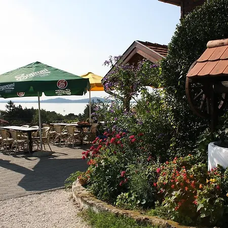 Bacchus - Borbarlang, Badacsony