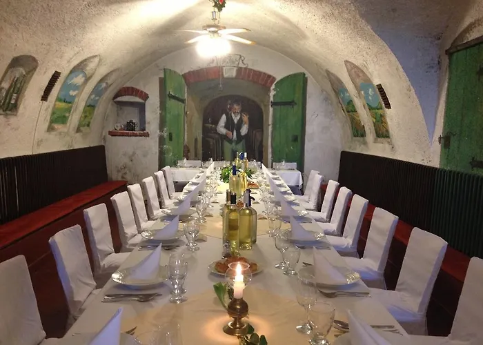 Bacchus - Borbarlang, Badacsony *