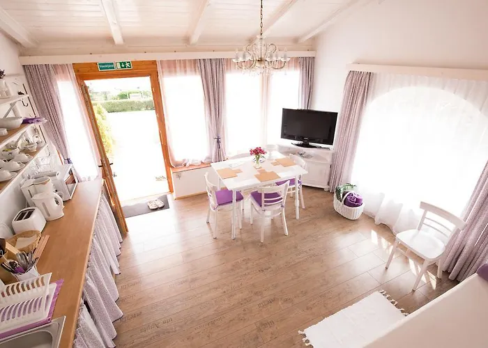 Bacchus - Borbarlang, Badacsony *