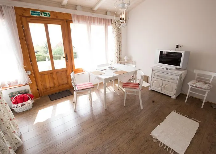 Bacchus - Borbarlang, Badacsony * Бадачоньтомай